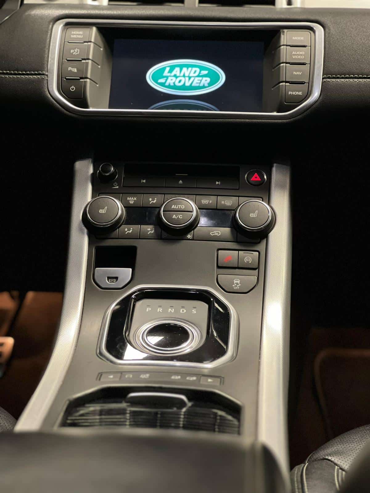 
								Range Rover Evoque full									