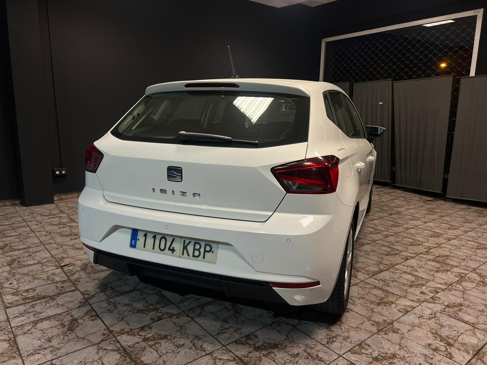 
								Seat Ibiza full									