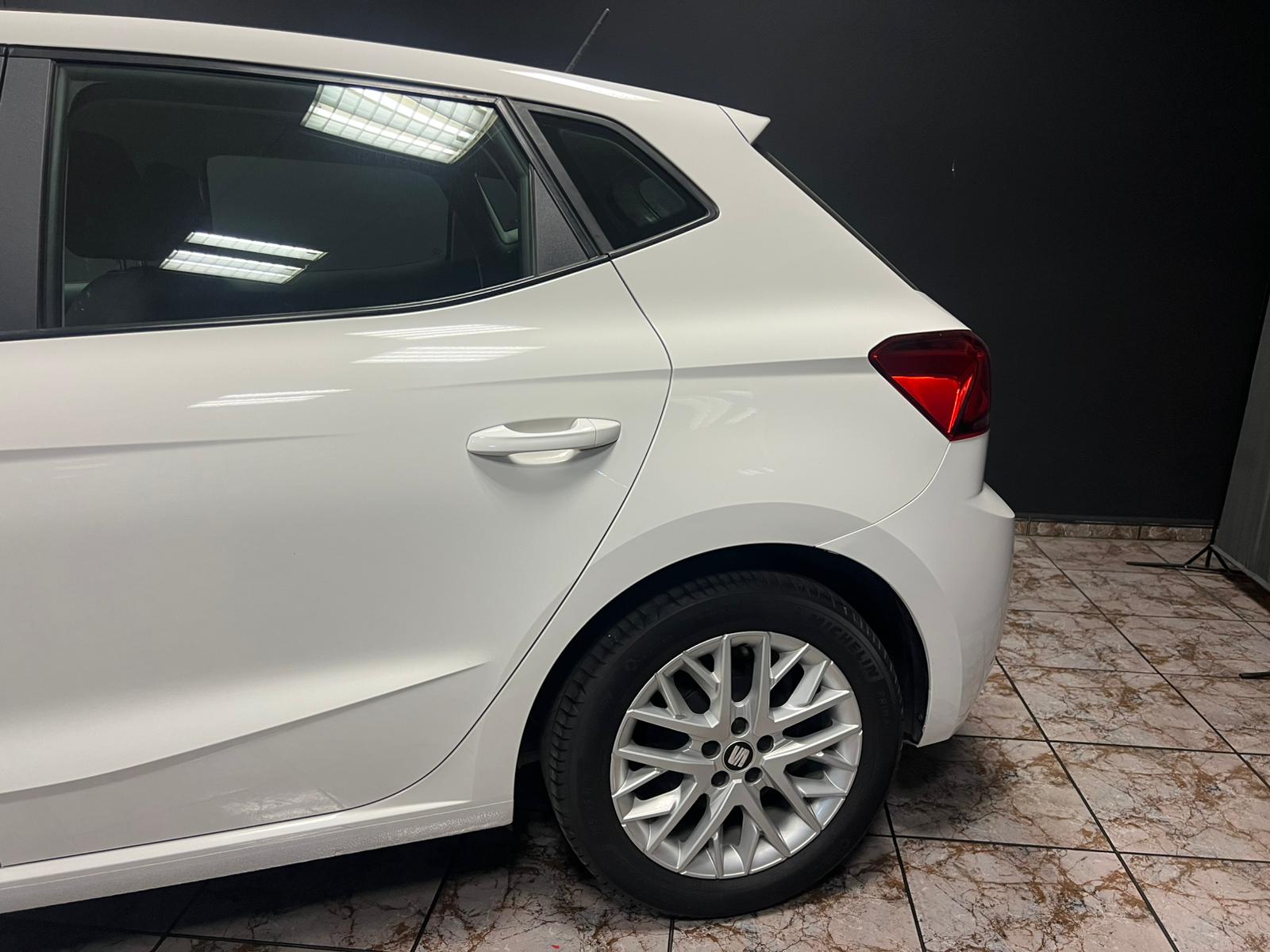 
								Seat Ibiza full									