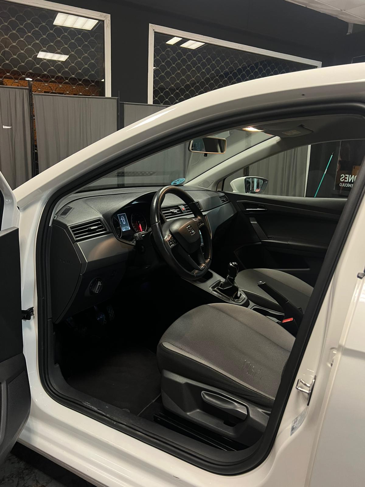 
								Seat Ibiza full									